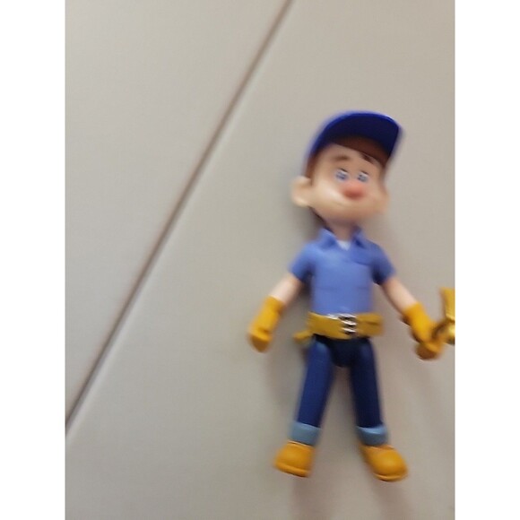 Fix-It-Felix Figure Disney’s Wreck It Ralph 3” Figure Articulated Moving Arms - Picture 3 of 4